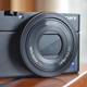 Illustration for article titled Sony RX100: This Is How You Cram a 1-Inch Sensor and Wide Aperture Lens Into a Point-and-Shoot Body